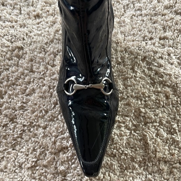 BCBG Girls Patent Black Bootie no size listed but they are 8.5 - Picture 3 of 10
